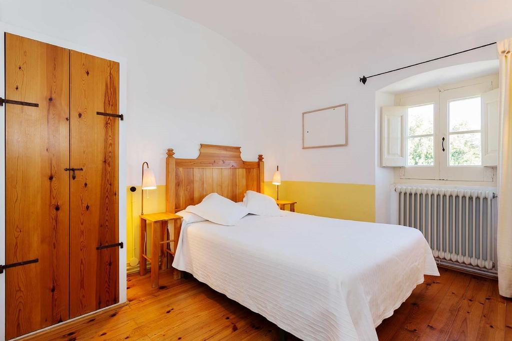 Can Felicia Hotel Beuda Стая снимка